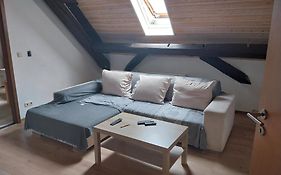 2 Zimmer Ferien & Monteur Wohnung Dg
